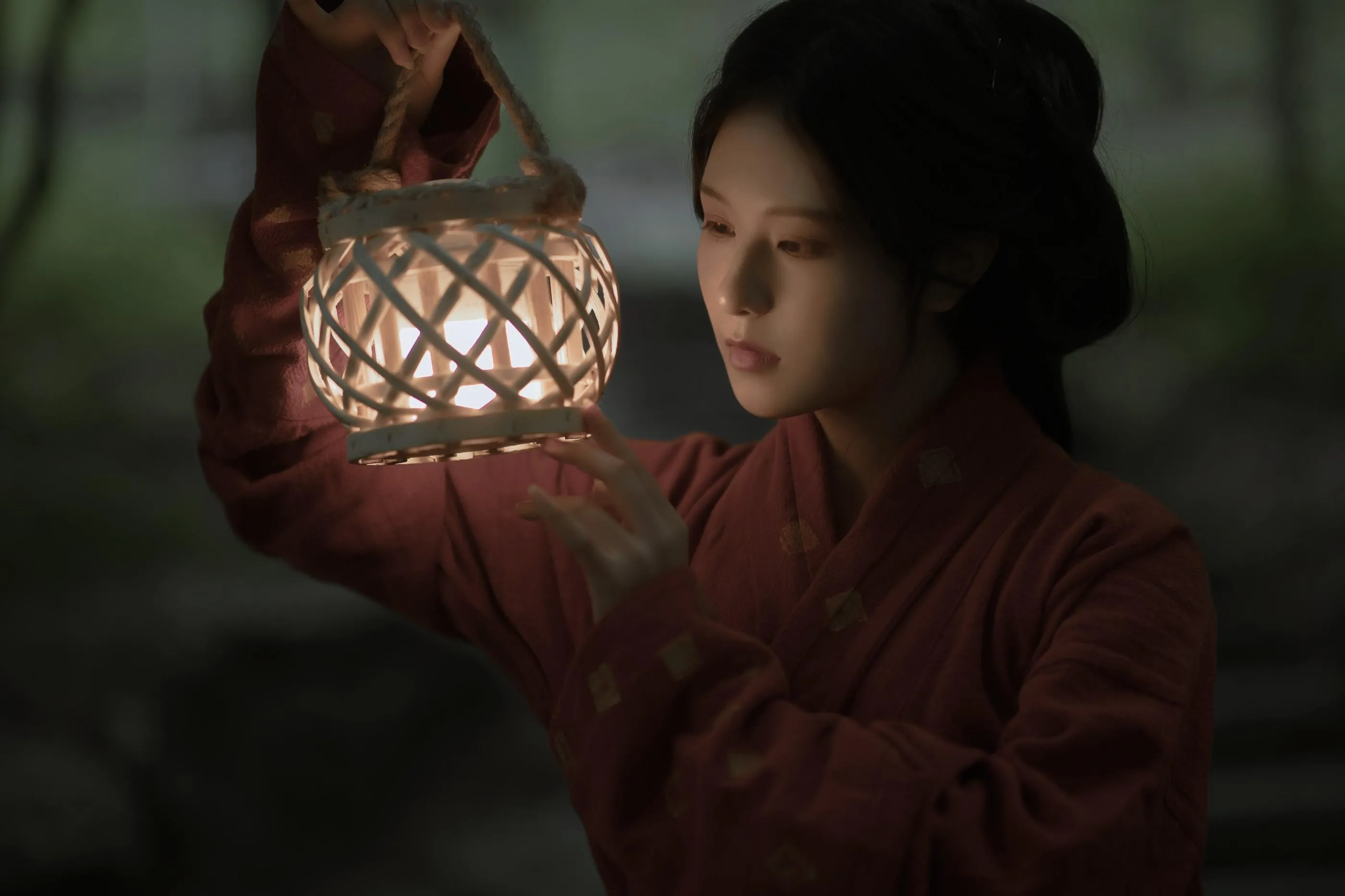 [YITUYU艺图语]2022.07.13 探幽 阿銧 [32P]插图